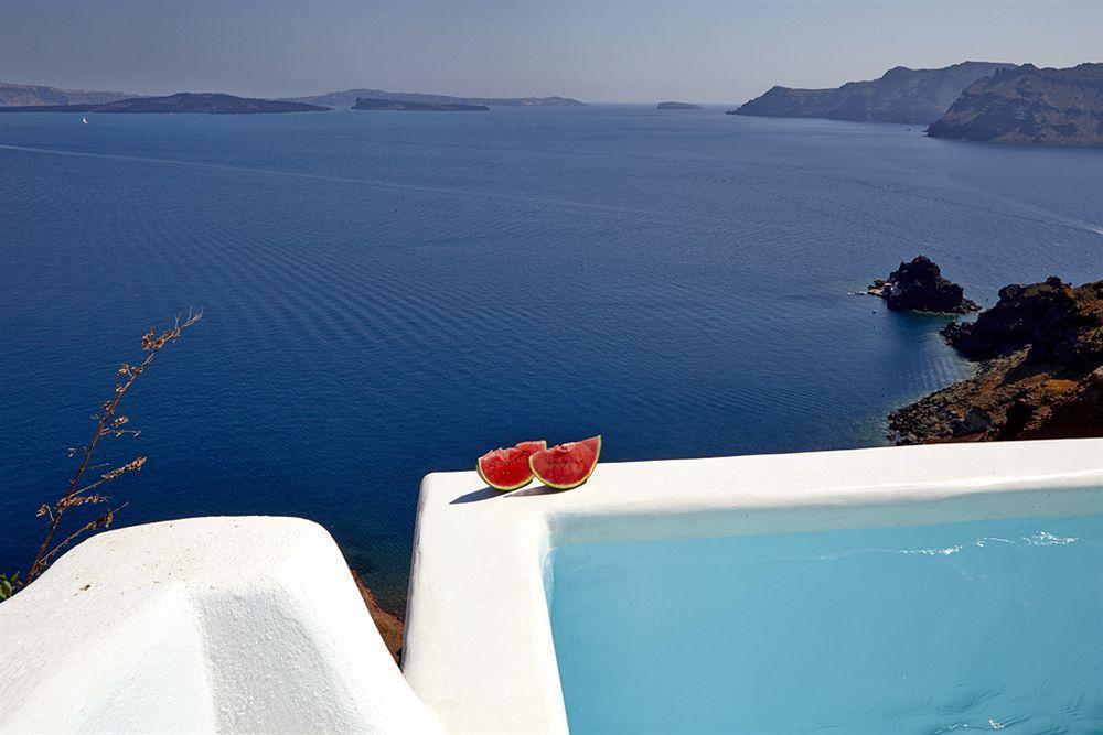Liakada Oia Suites Exterior photo